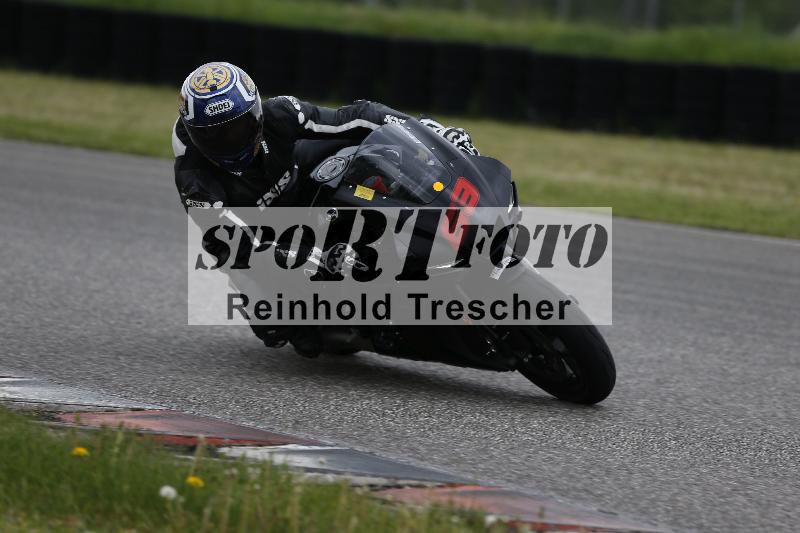 /Archiv-2025/10 23.04.2025 Cornu Master School ADR/rot-rouge/63